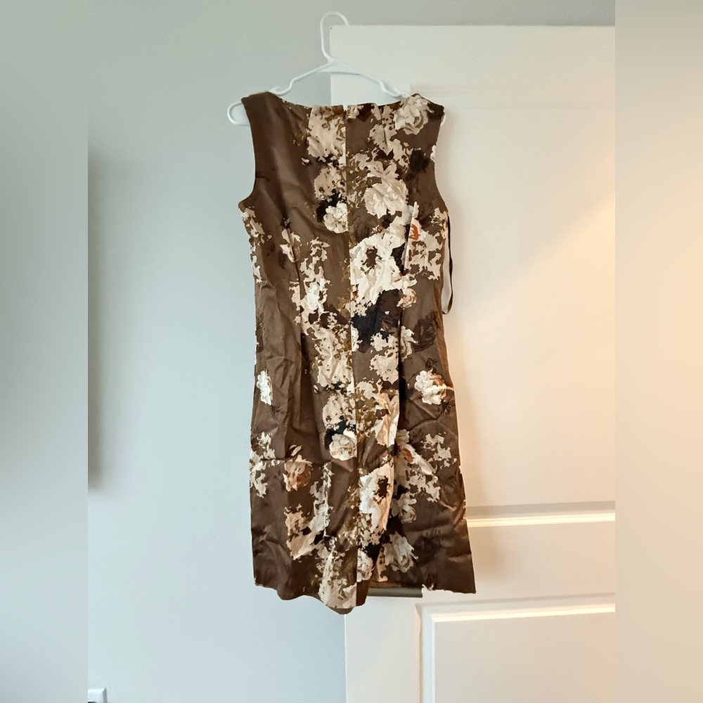 Talbots Brown Floral Satin Cocktail Dress Size 12 Sleeveless Cowl Neck❤️ - Picture 9 of 9